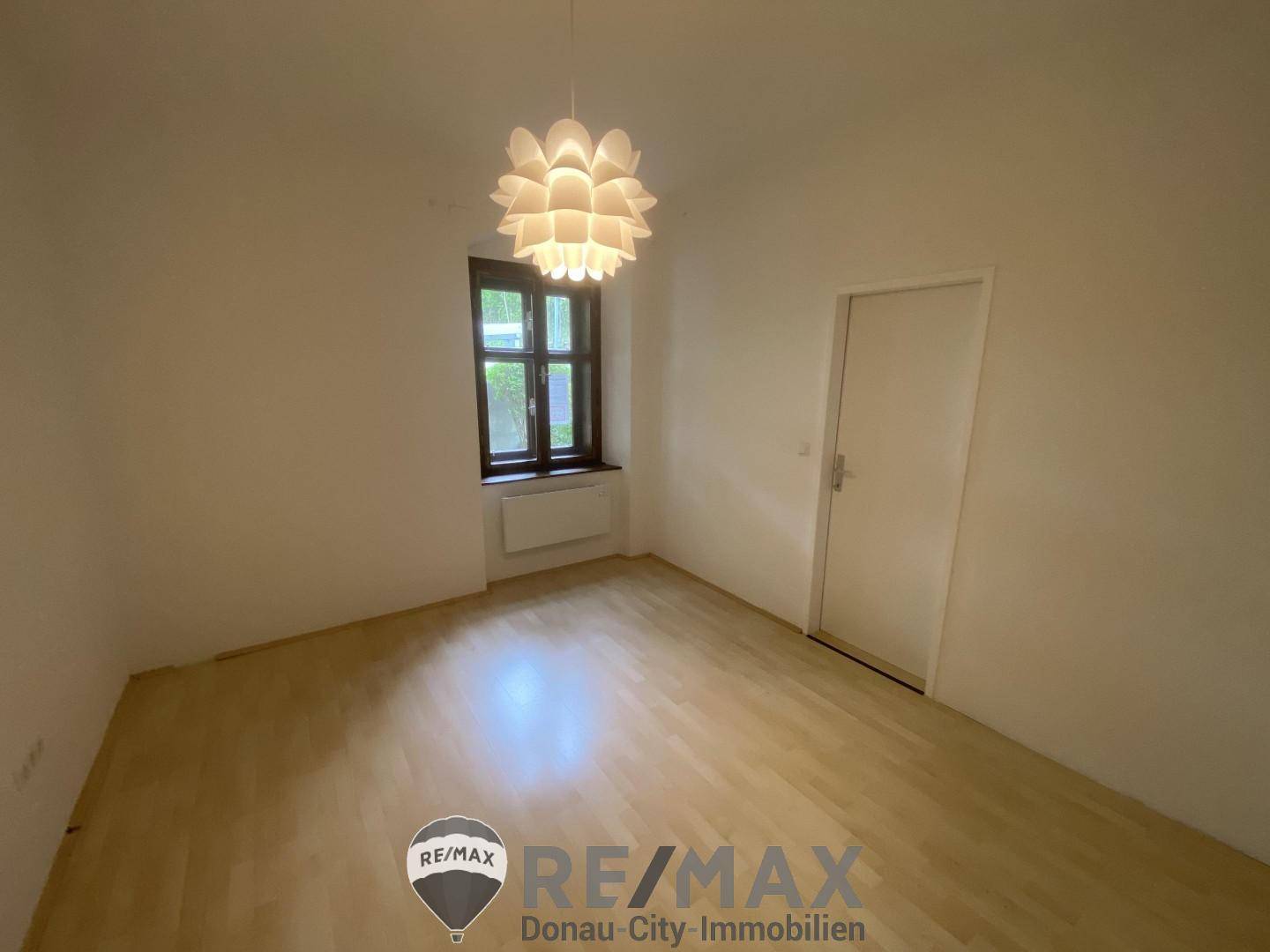 8 Schlafzimmer a