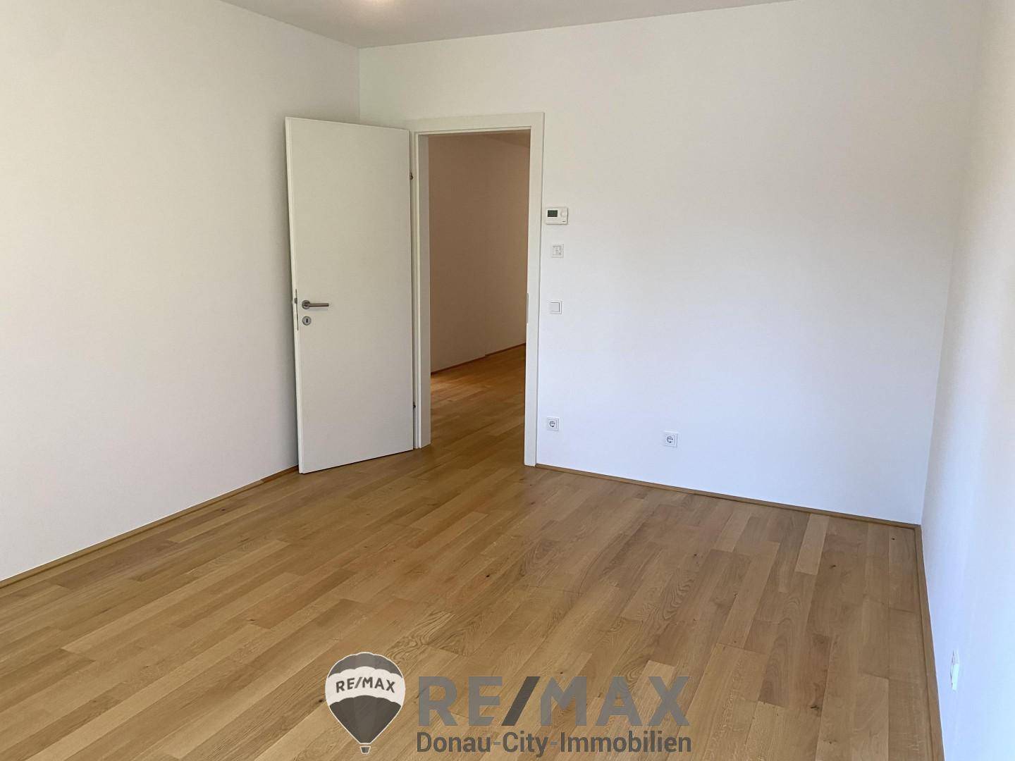 11 Schlafzimmer 1