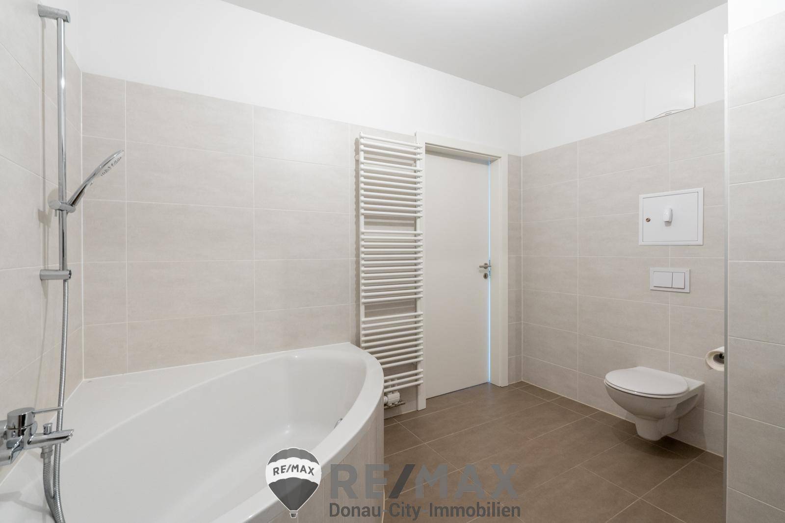 MTW 1220 Wien