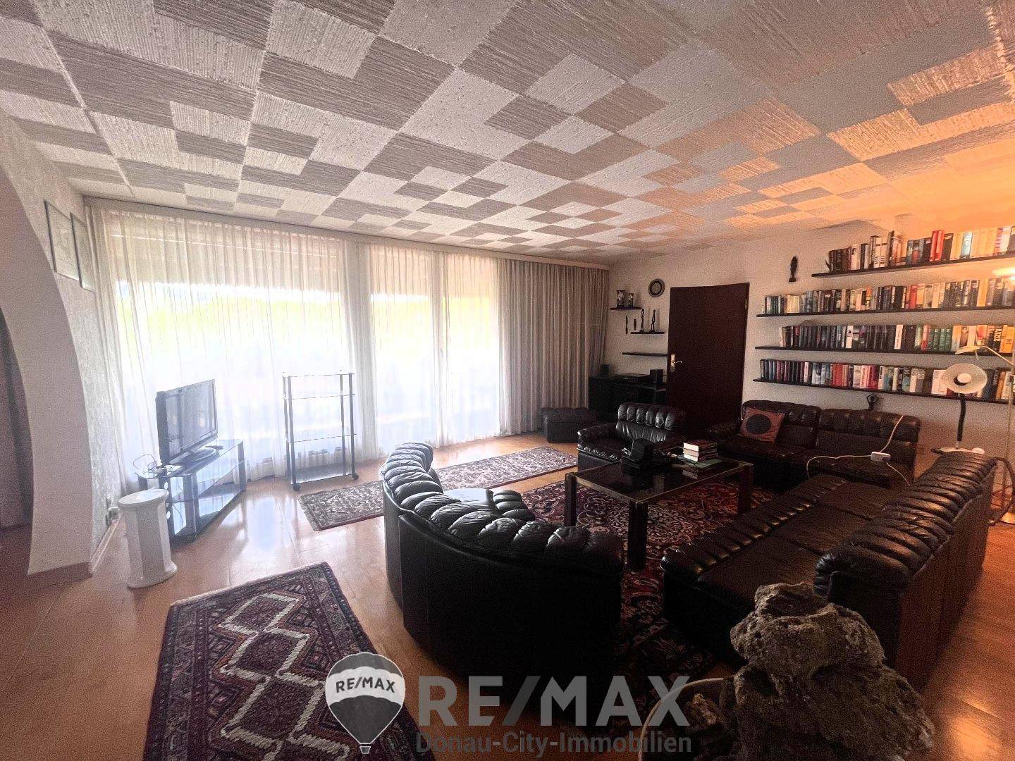 07 Wohnzimmer