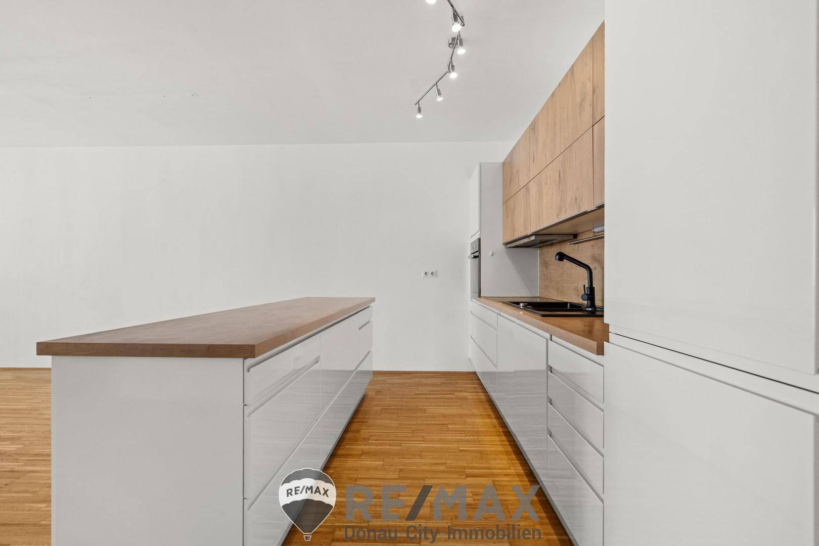 MTW 1220 Wien