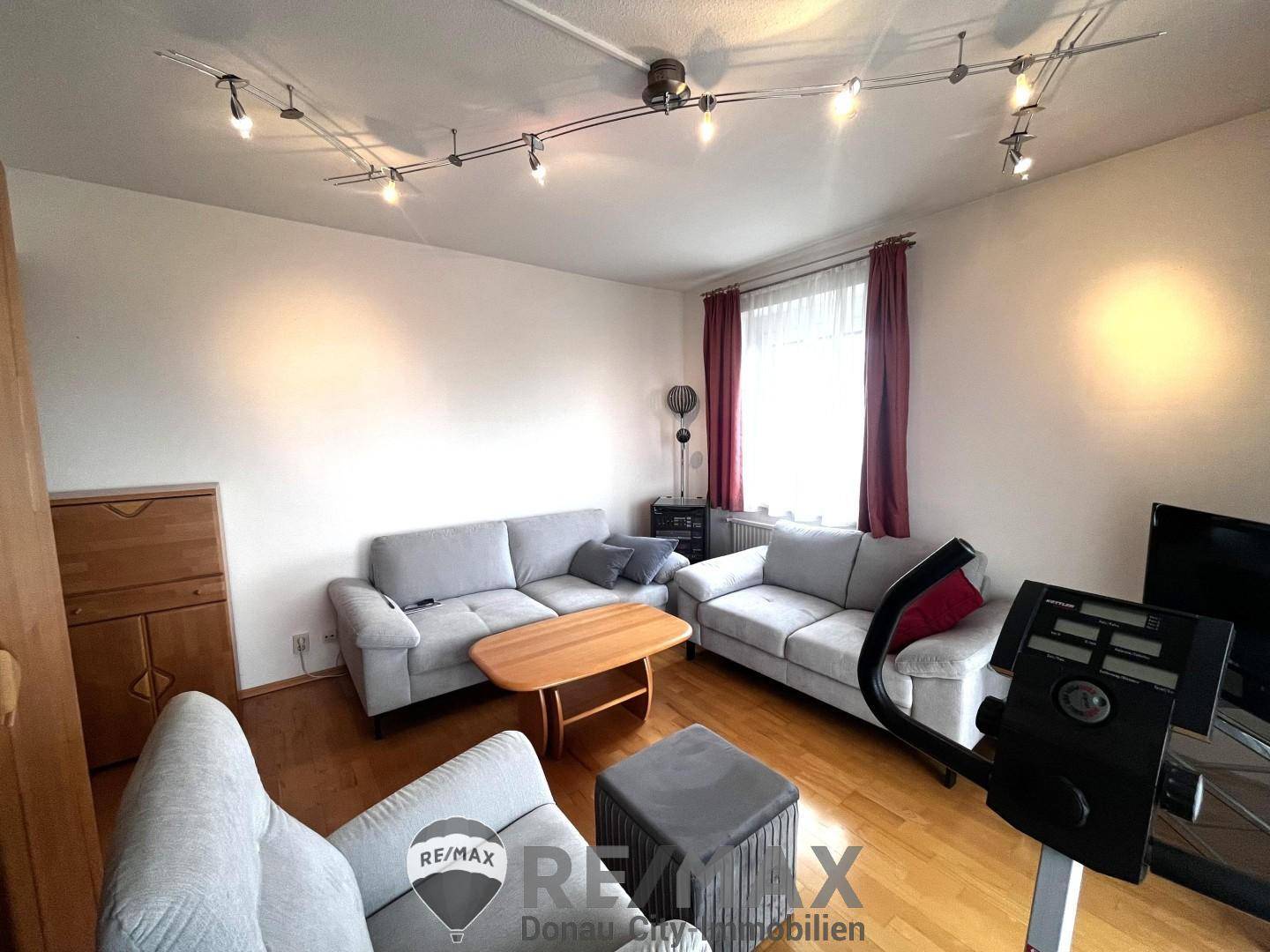 09 Wohnzimmer