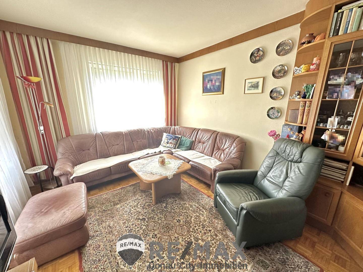 11 Zimmer EG