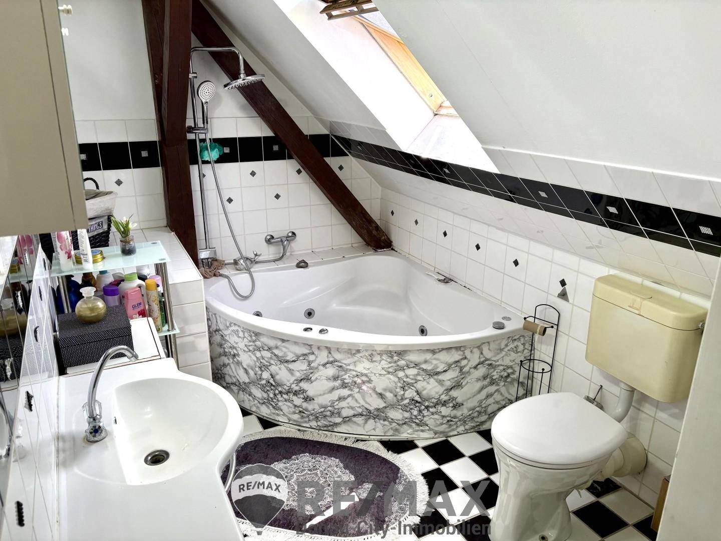 26 1 Bad OG Haus 1