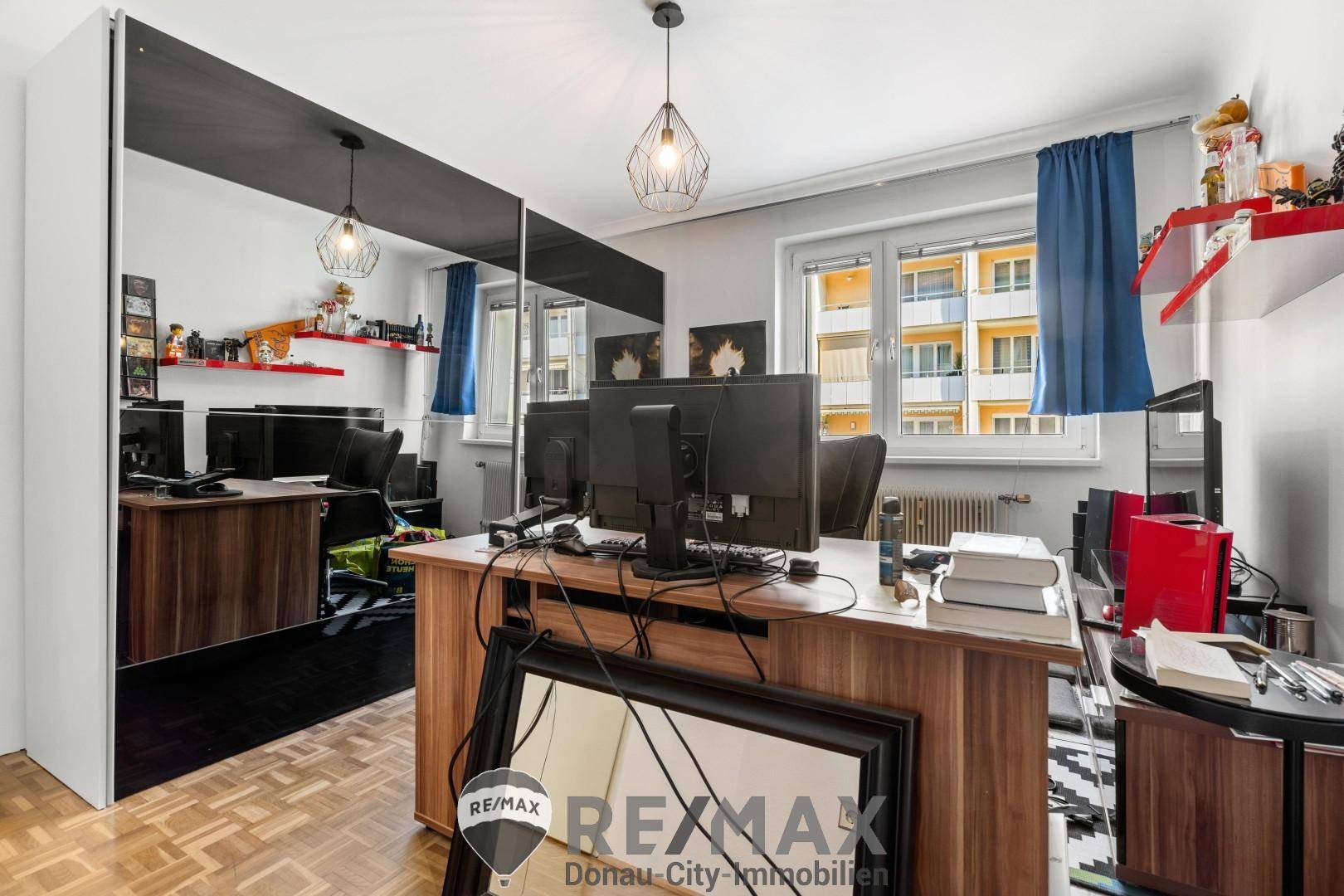 ETW 1220 Wien