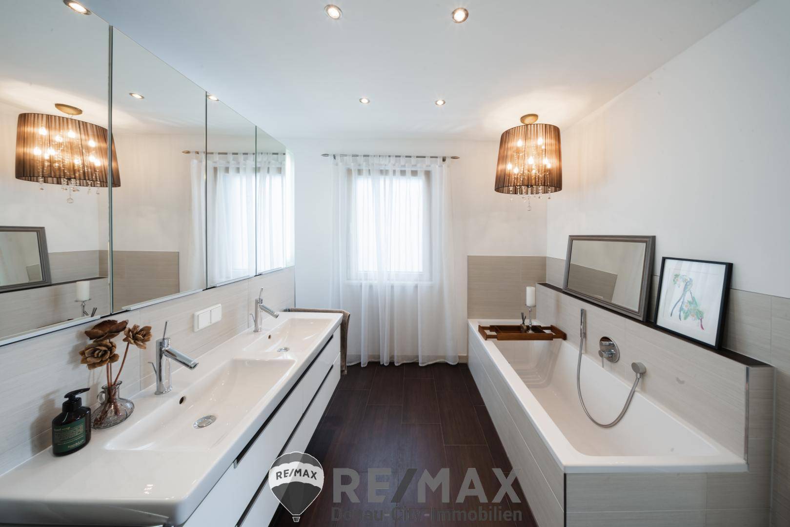 16 Bad I Dusche WC Masterrom
