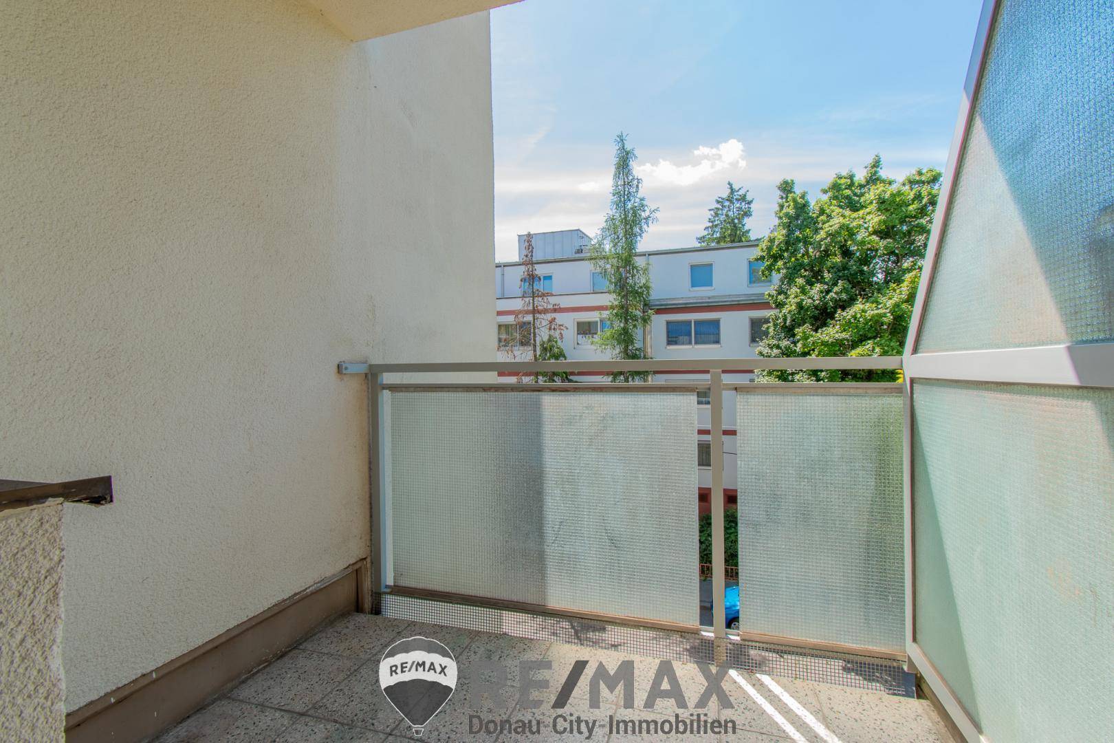 Bild 8, Loggia