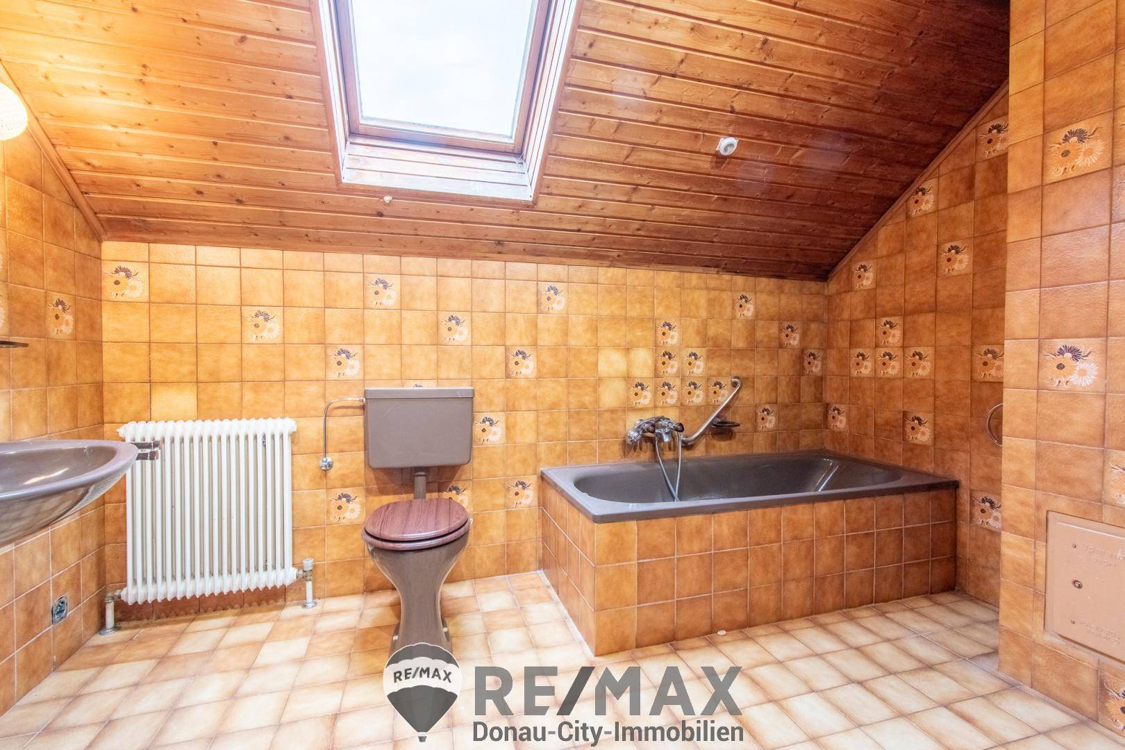 Bild 9, Badezimmer OG