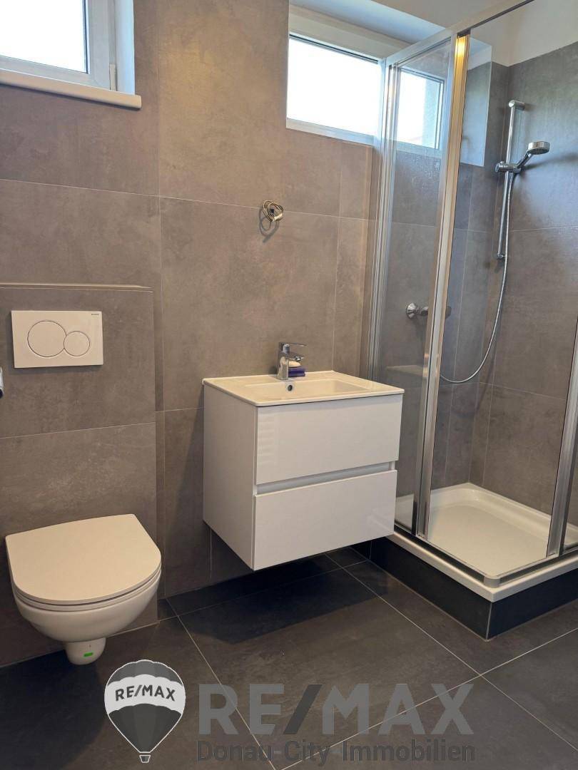 Bad,WC