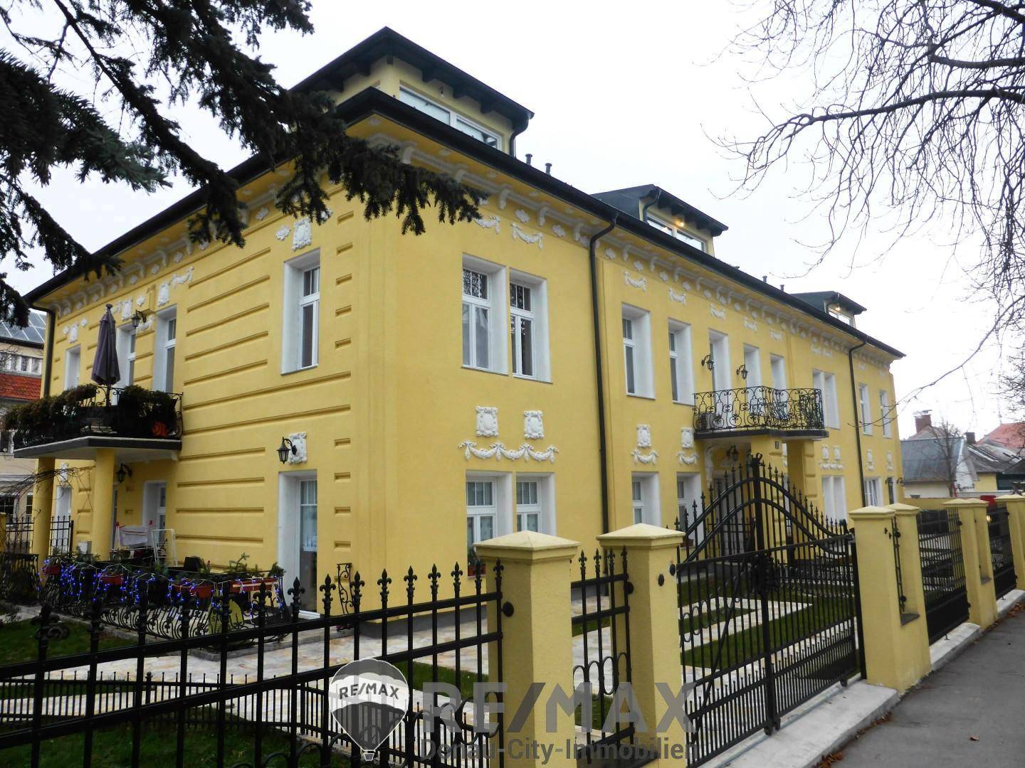 14 Wohnhausanlage