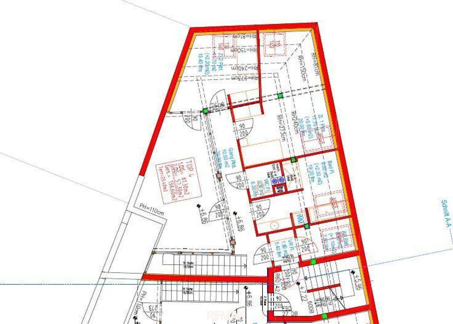 Grundriss einer weiteren Etage mit mehreren Zimmern und Treppenhaus.