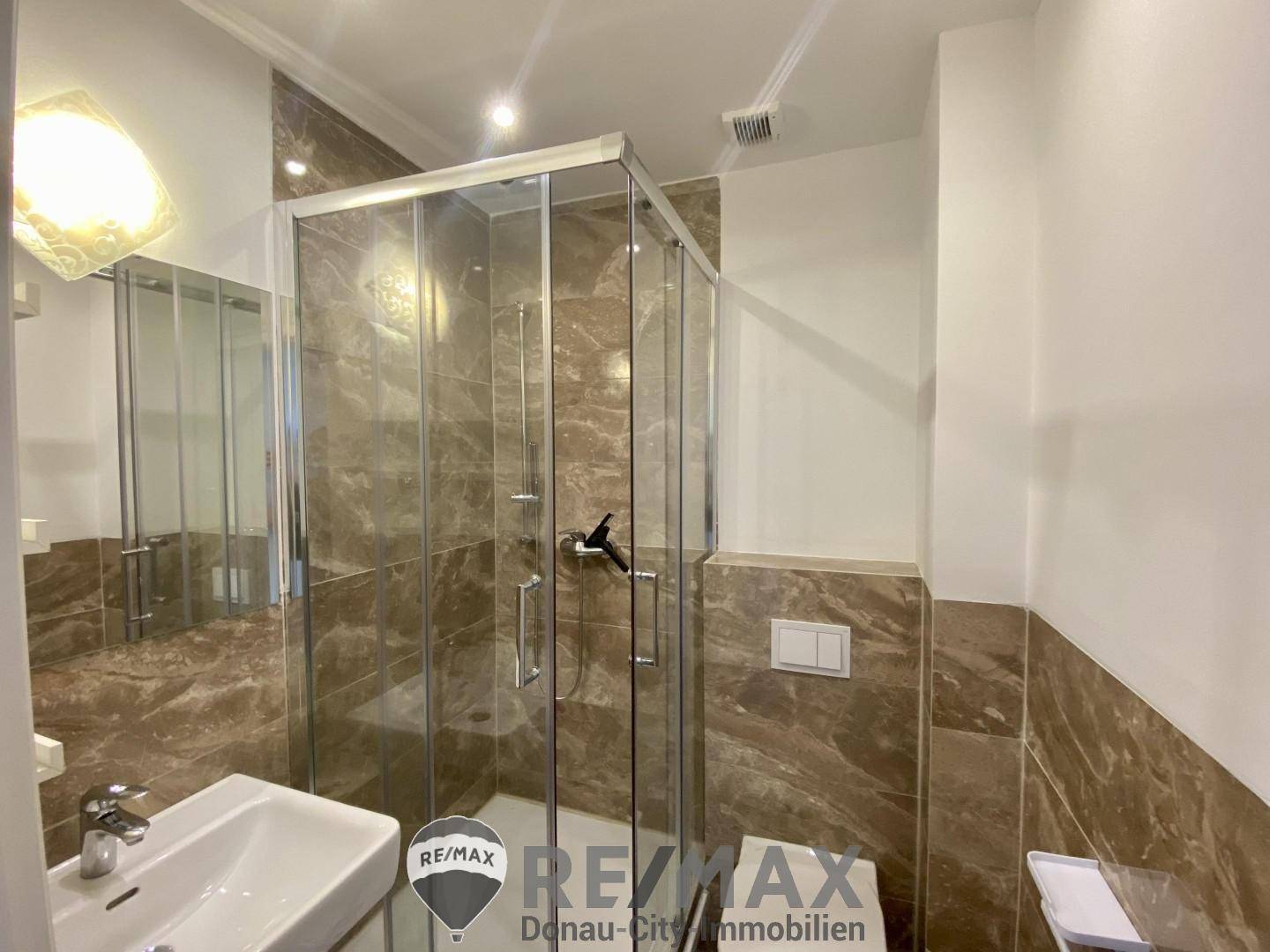 04 Badezimmer