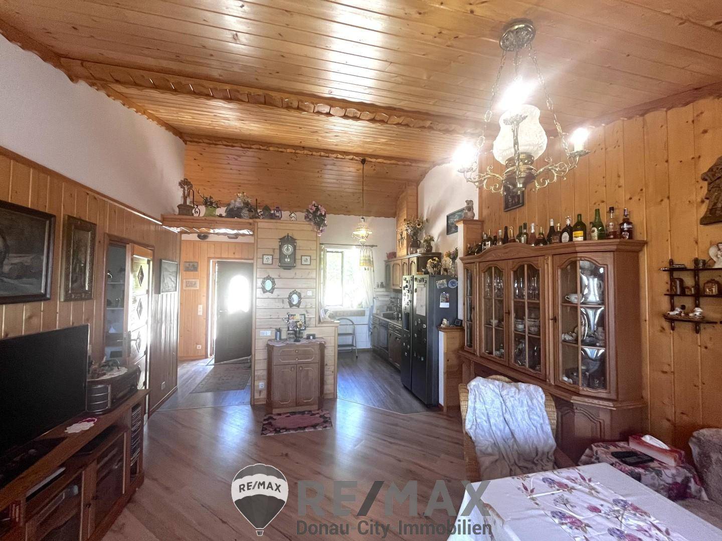 04 Bungalow 2 - Wohnzimmer