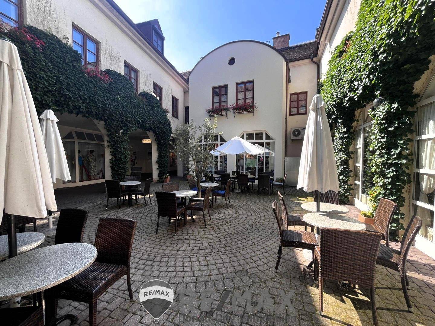 22 Gastgarten