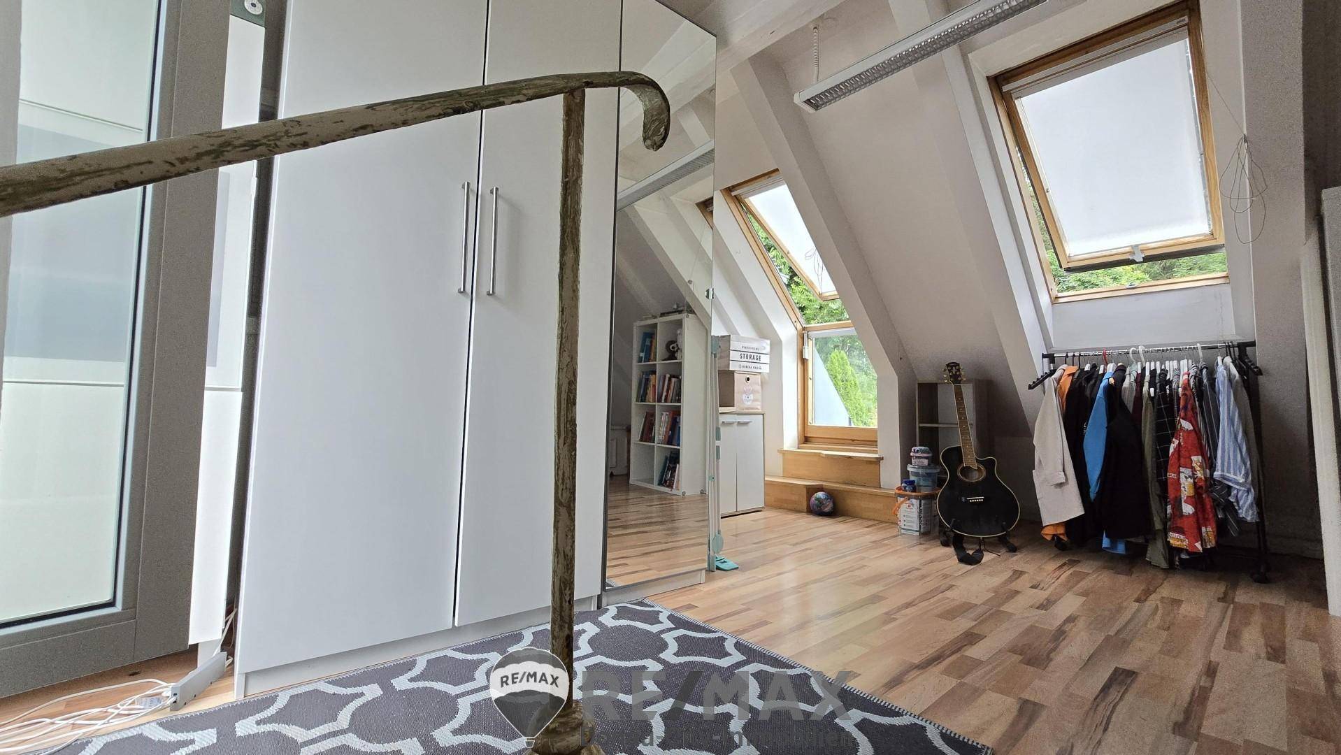 Vorzimmer OG
