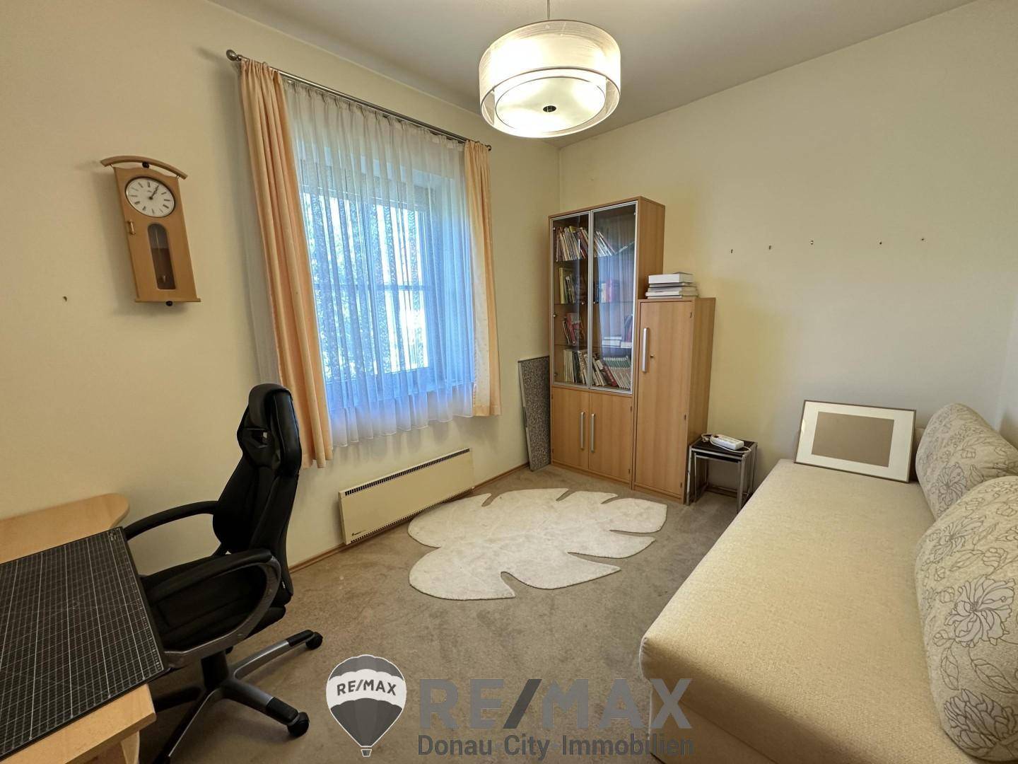 17 Büro, Schlafzimmer