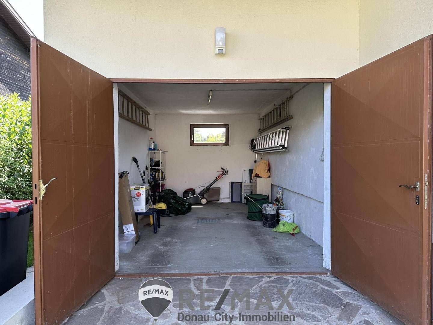 42 Garage