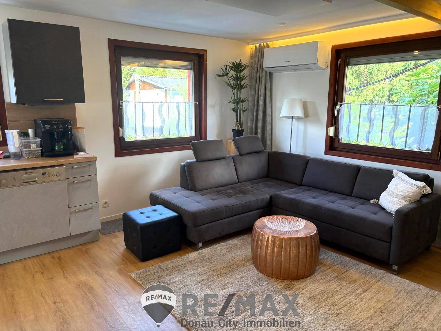 02 Wohnzimmer