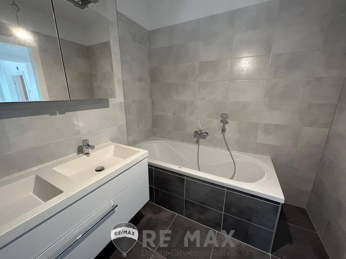 6 Badezimmer