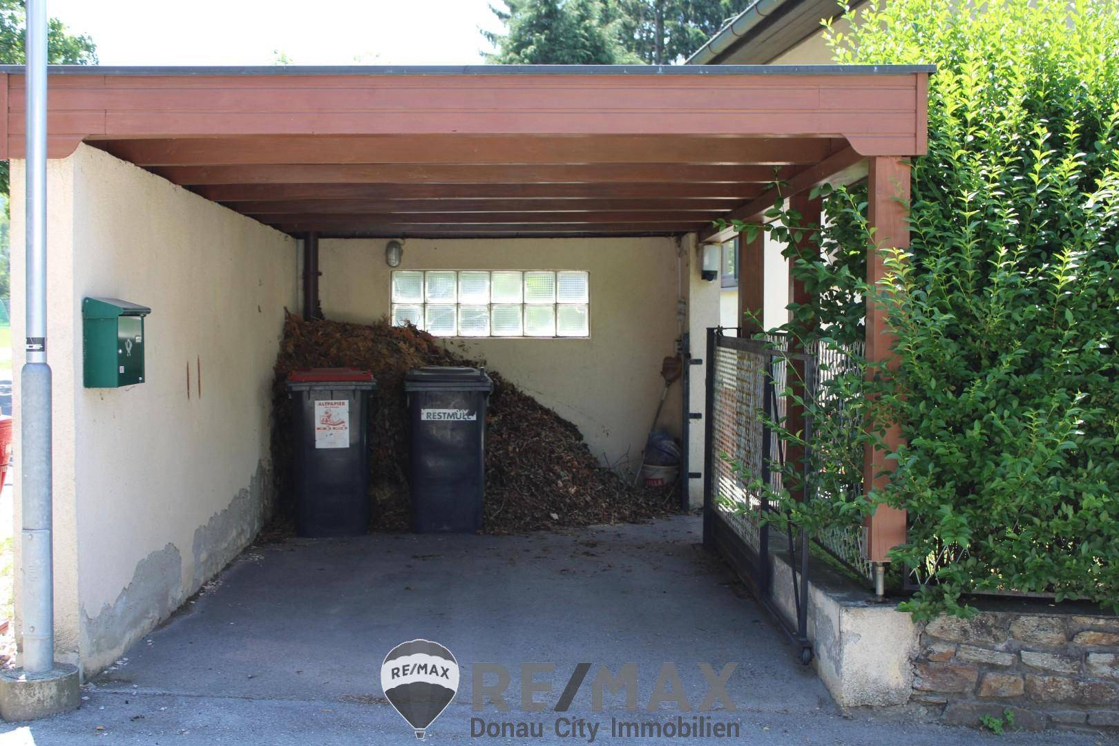 Carport