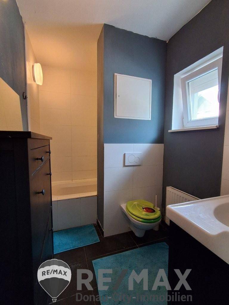 26 Bad mit WC RH 2232