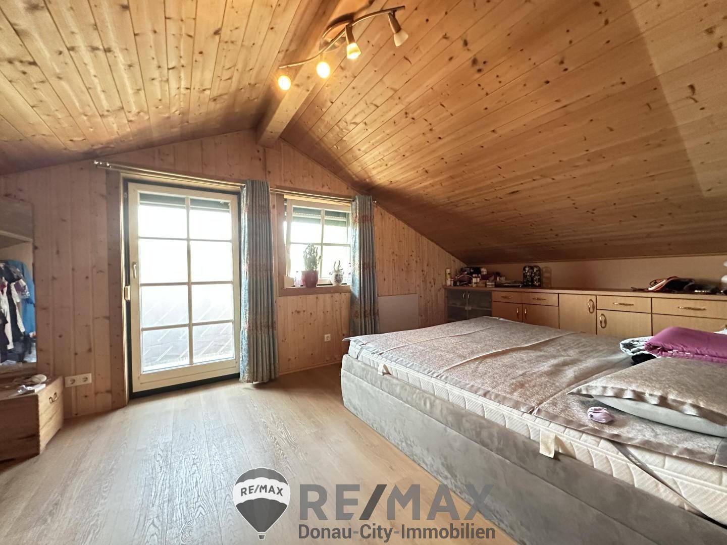 04 Schlafzimmer 1