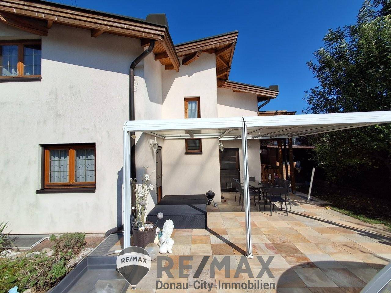 36 Haus mit Terrasse 1210