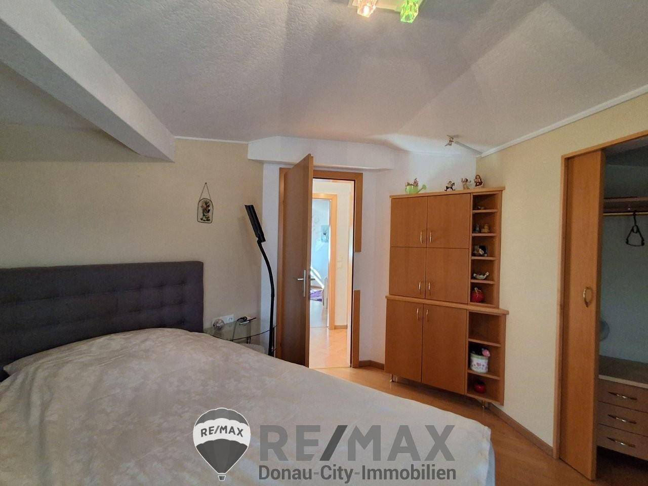 17 Schlafzimmer OG 1210