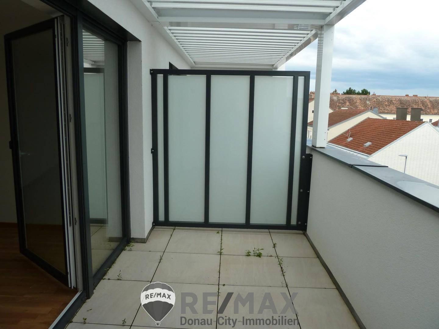 4 Loggia