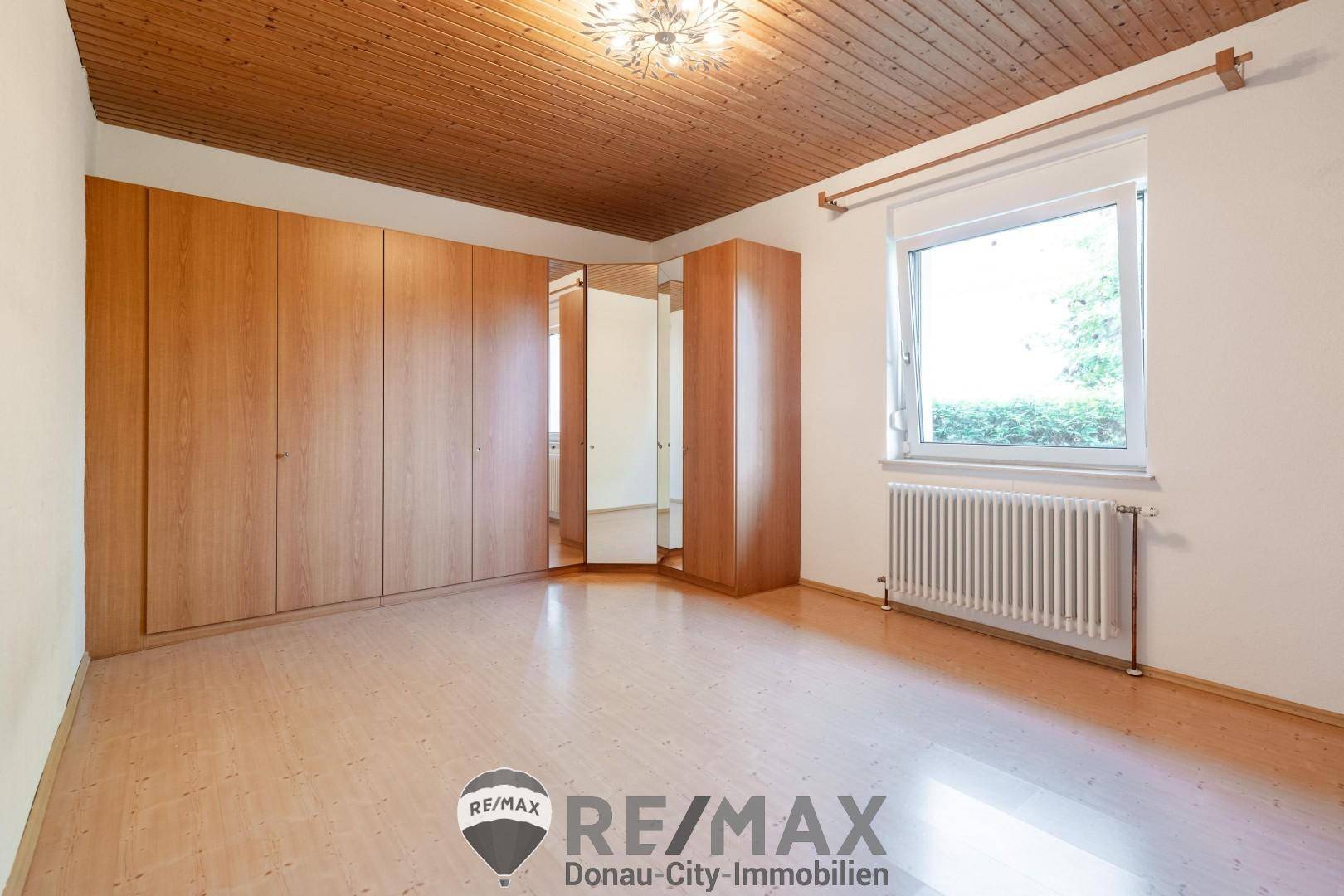 10. Schlafzimmer