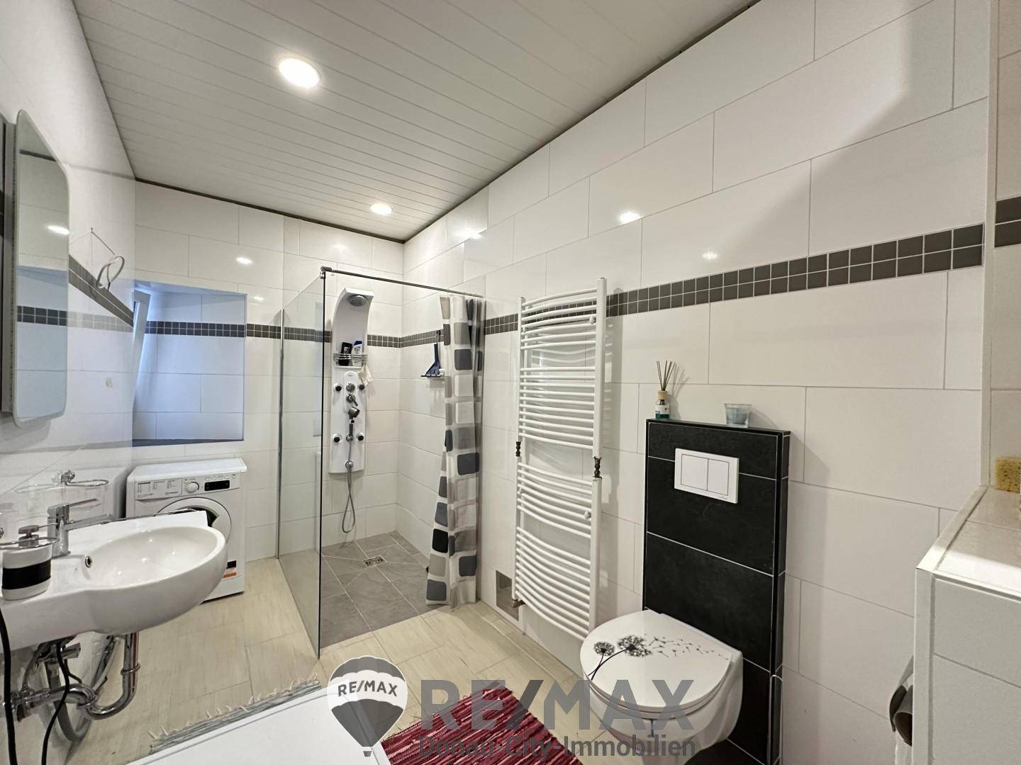 04 Badezimmer
