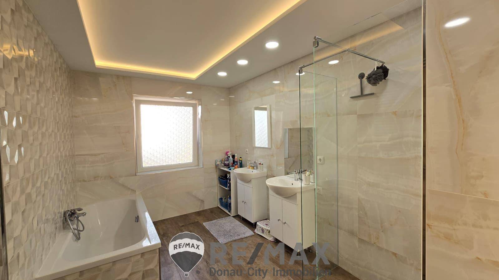 03 Badezimmer