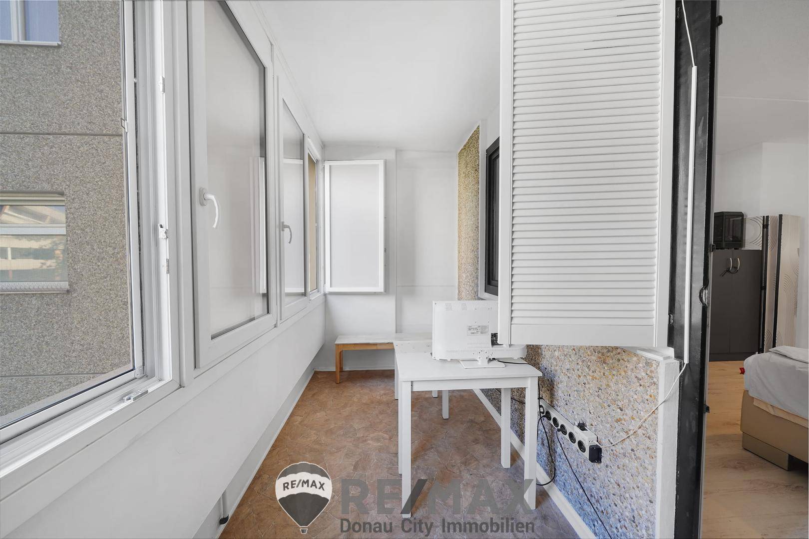 09-Loggia