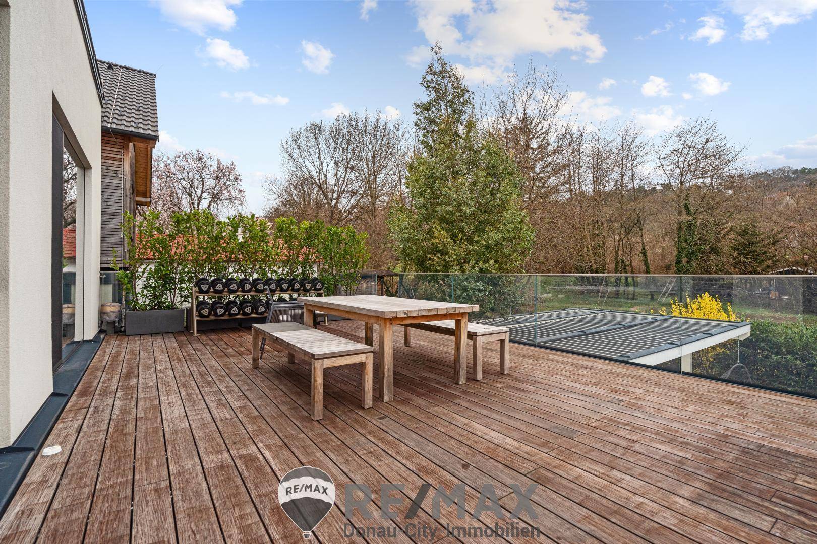 Sonnenbalkon, 1. OG