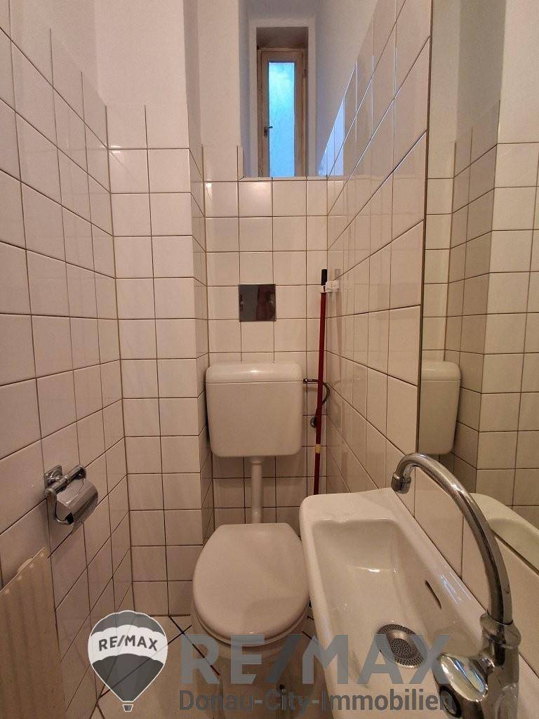 10 WC MTW 1020