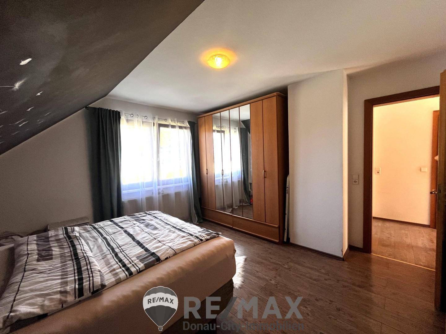15 Schlafzimmer 1