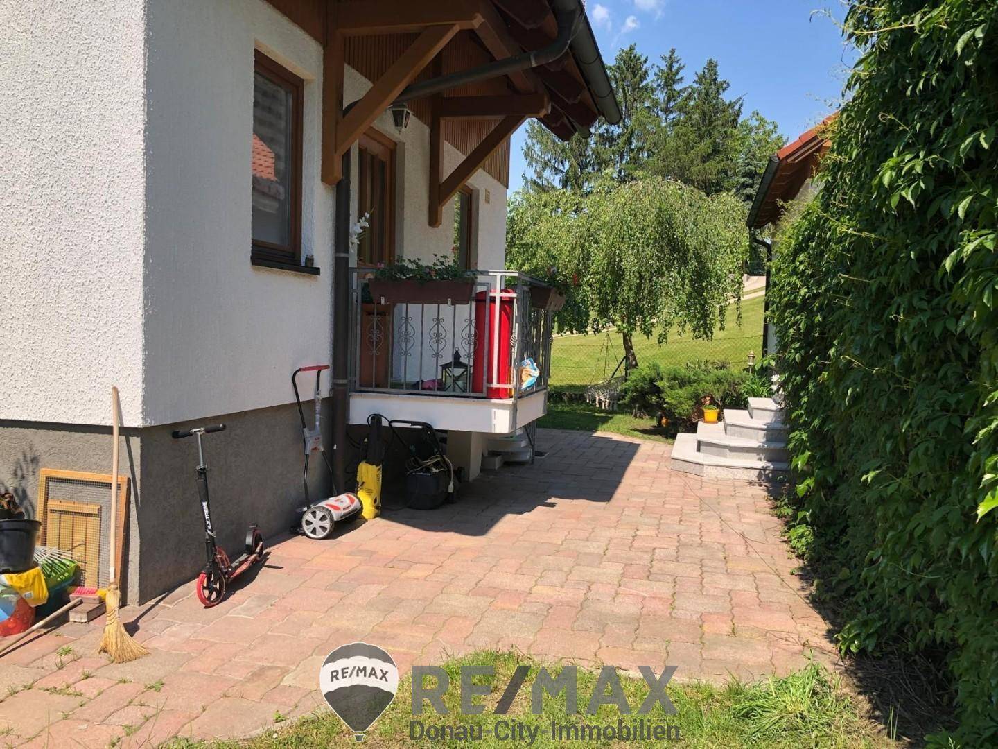 37 Haus Eingang