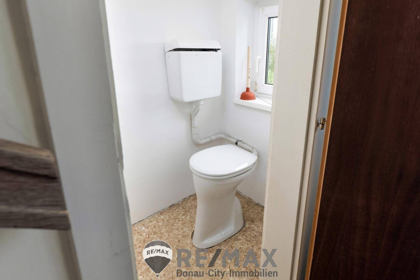 18 WC 2