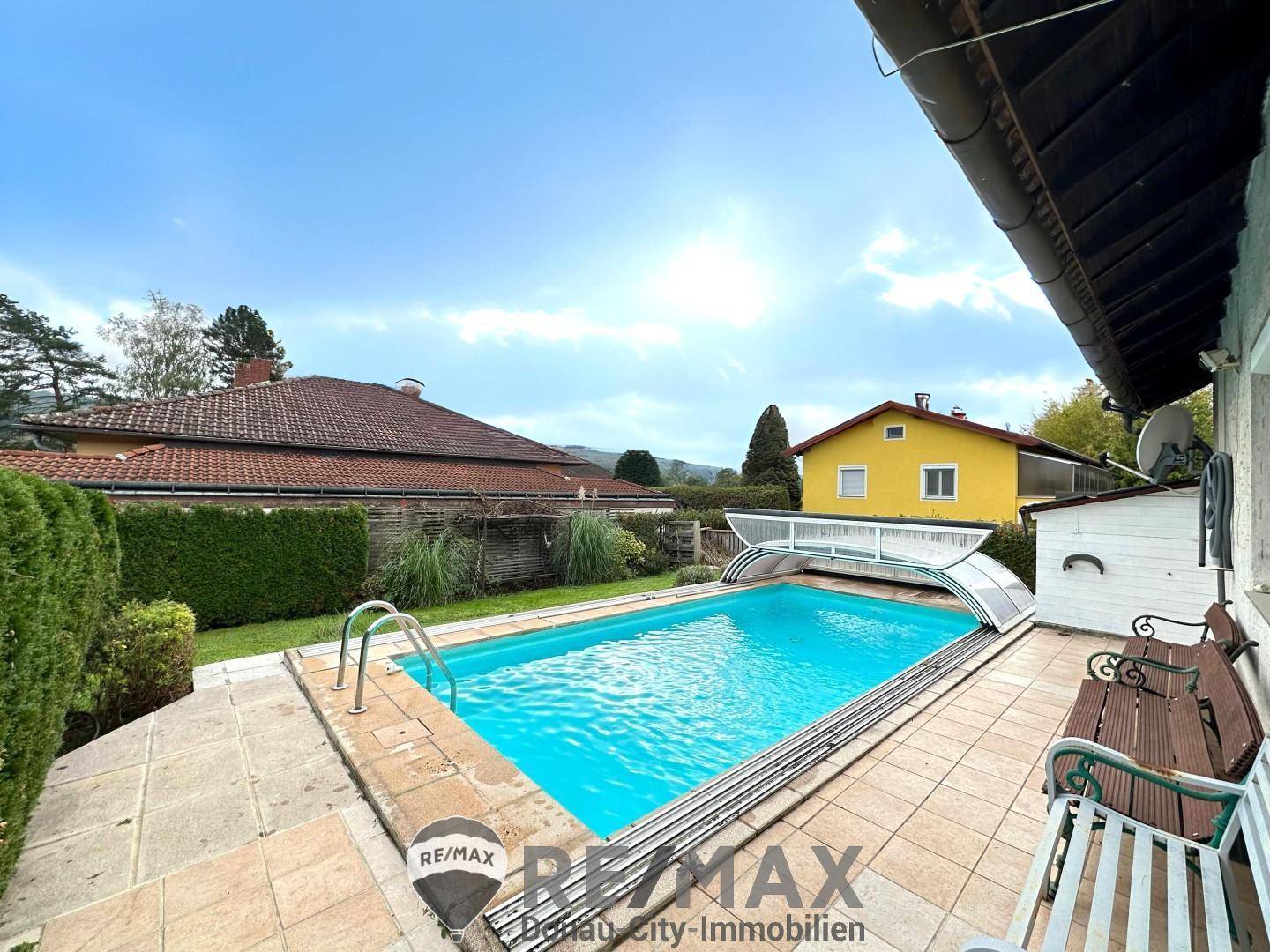 03 Pool