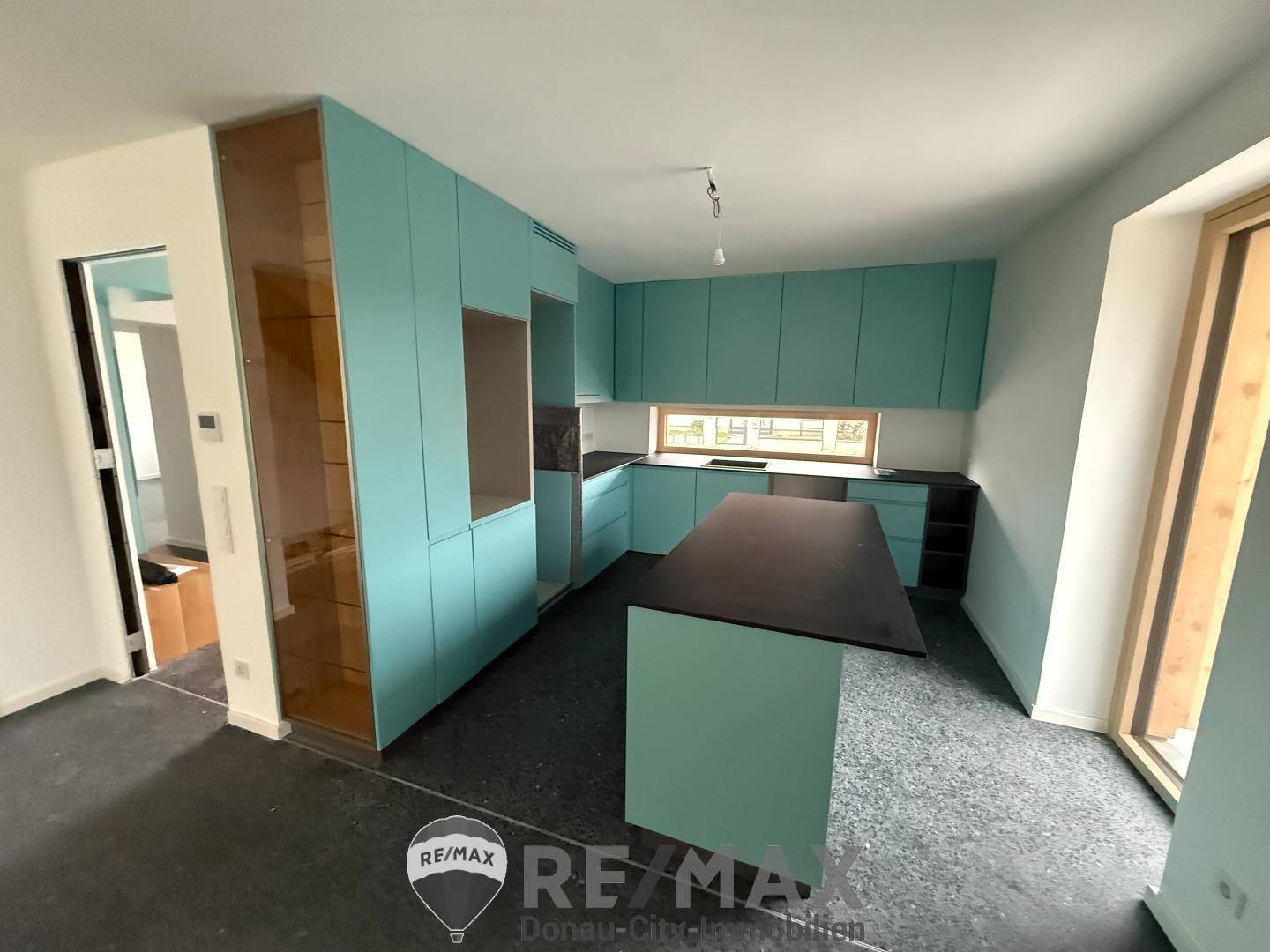 “Idyllische Smart-Residenz im Wald mit Pool!” - Mehr