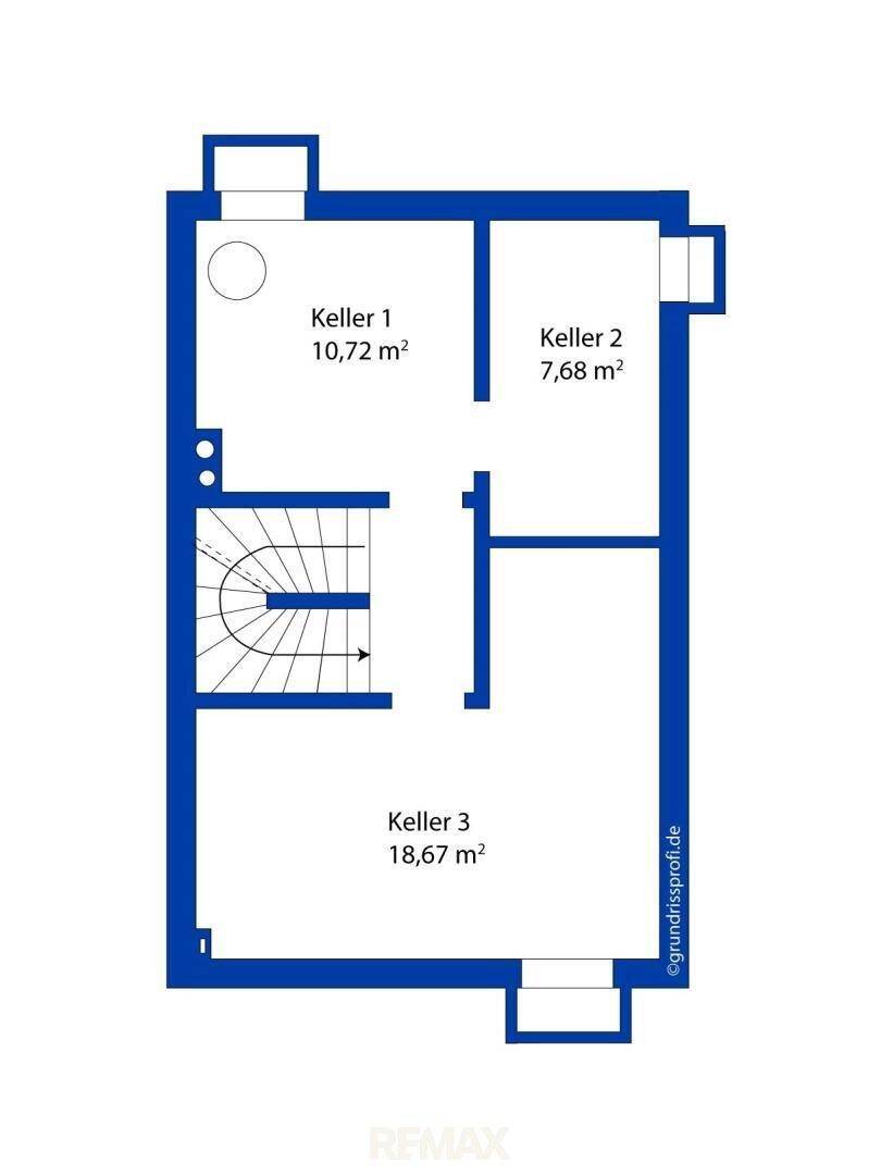 Grundriss des Kellergeschosses mit drei separaten Kellerräumen und Treppenzugang.