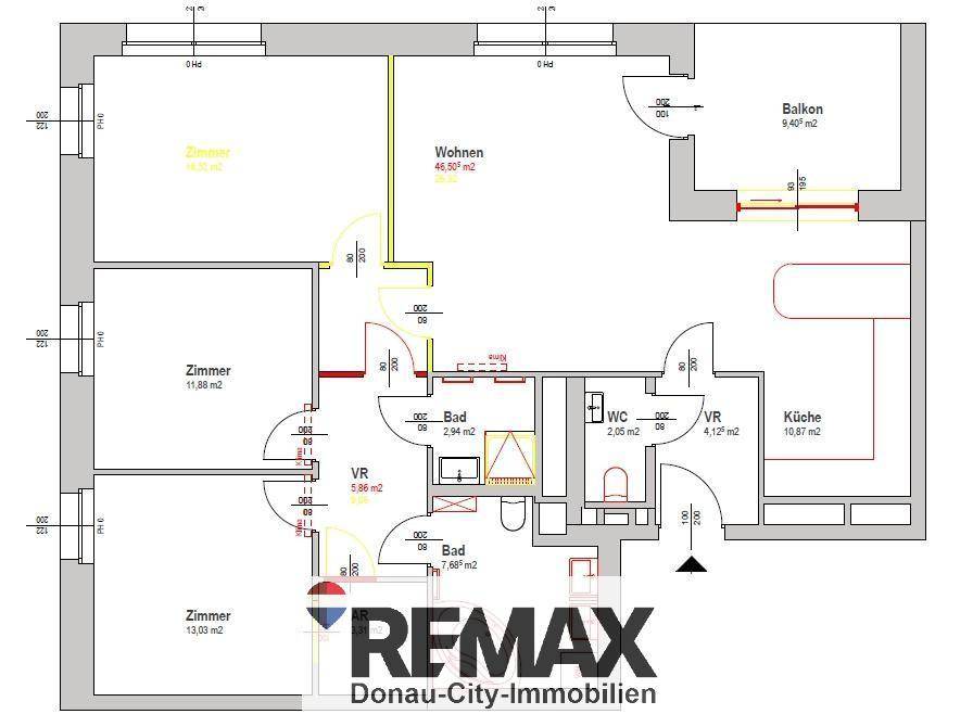 Detaillierter Grundriss einer Wohnung mit mehreren Zimmern, Bädern und Balkon.