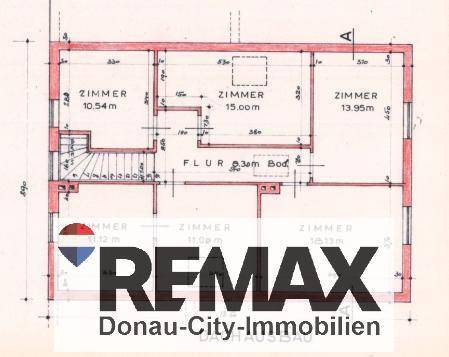 Grundriss des Dachgeschosses mit mehreren Zimmern und Flur.