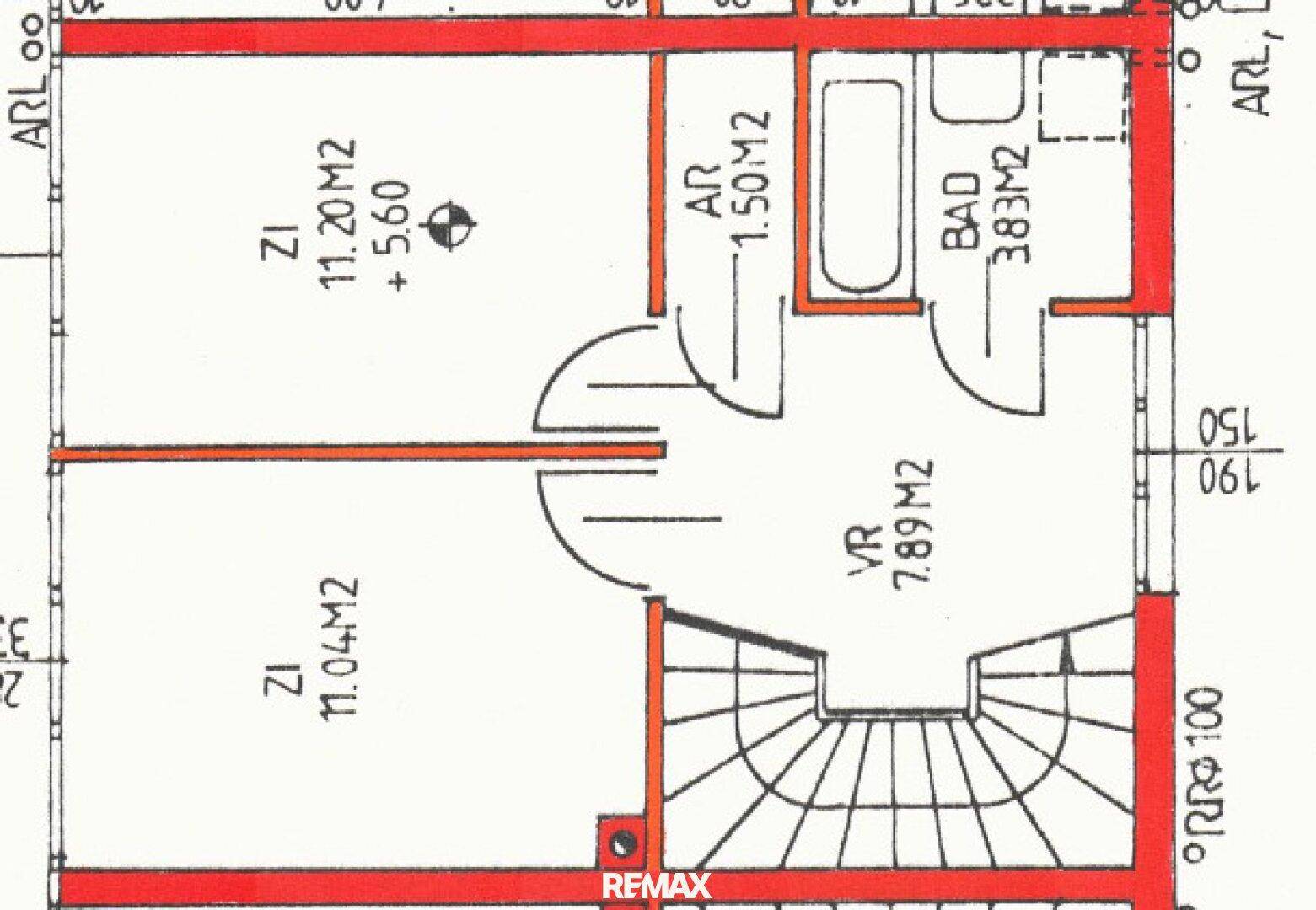 Grundrissplan des Obergeschosses mit zwei Zimmern, Bad und Abstellraum.