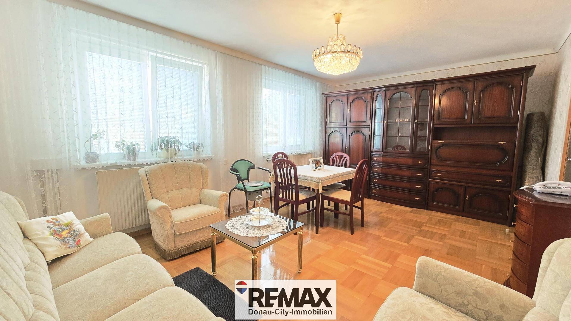 02 Wohnzimmer