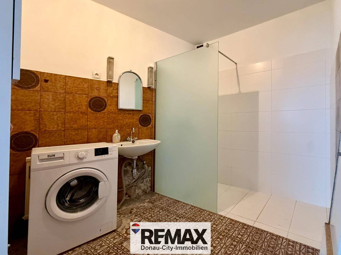 8 Badezimmer