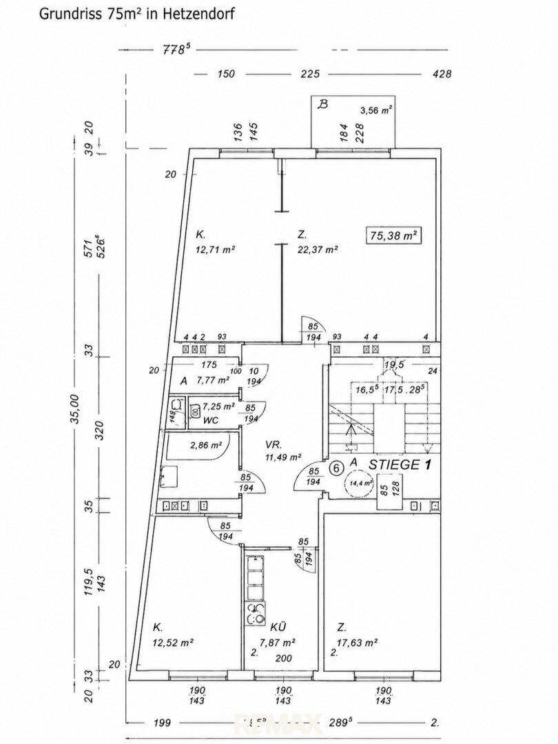 Grundriss einer 75m² Wohnung mit mehreren Zimmern und Balkon.