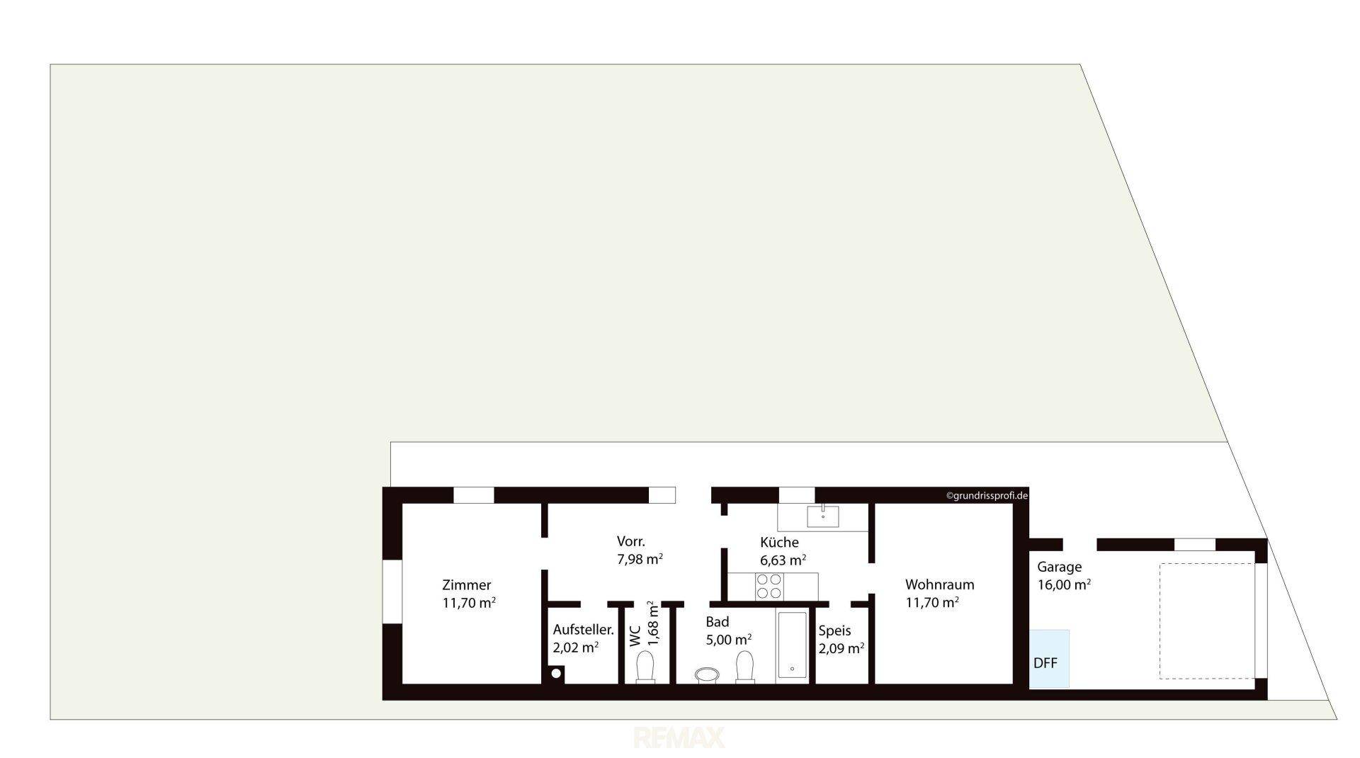 Grundriss einer Wohnung mit Schlafzimmer, Wohnraum, Küche, Bad, separatem WC und Garage.