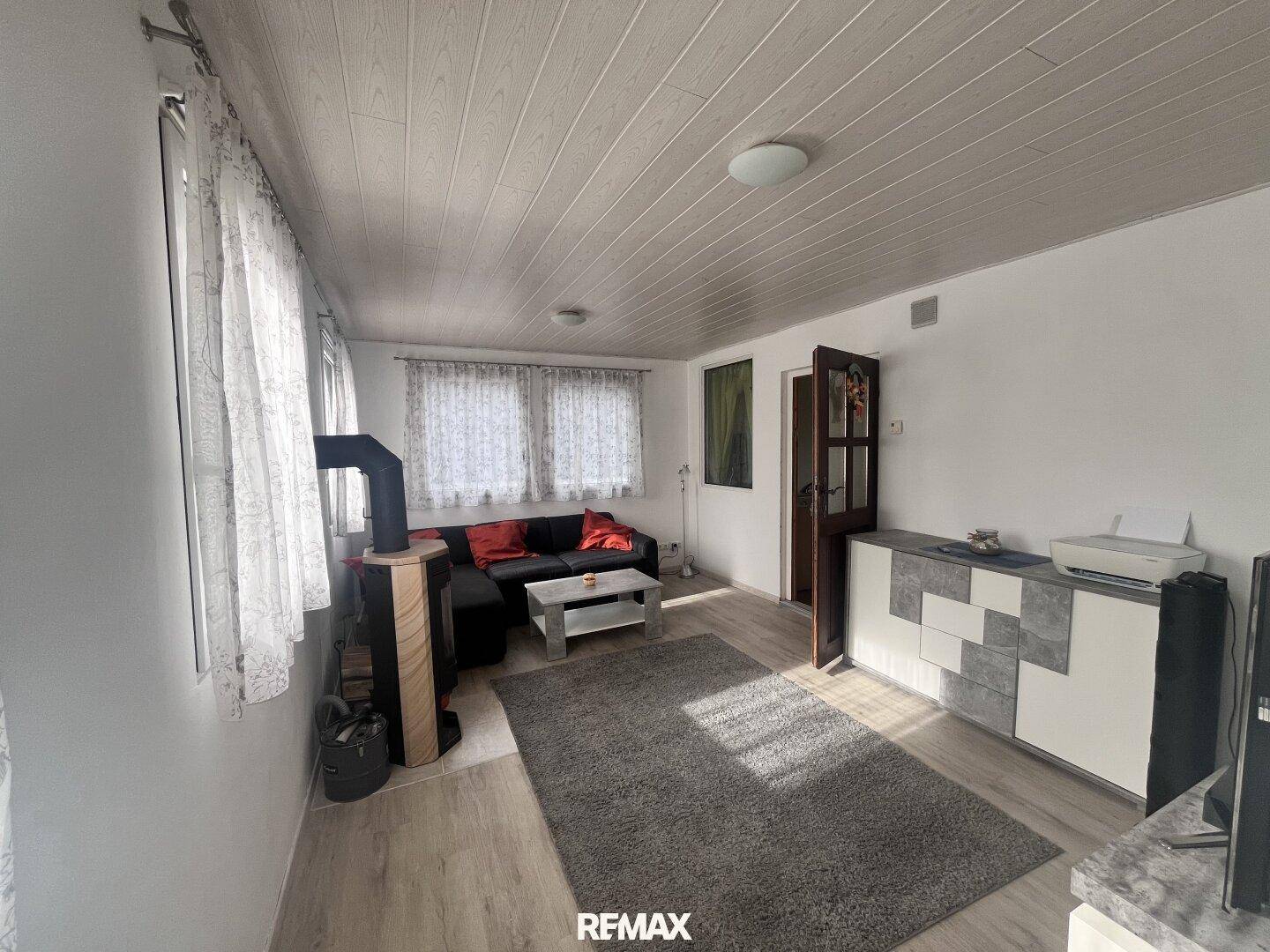 02 Wohnzimmer