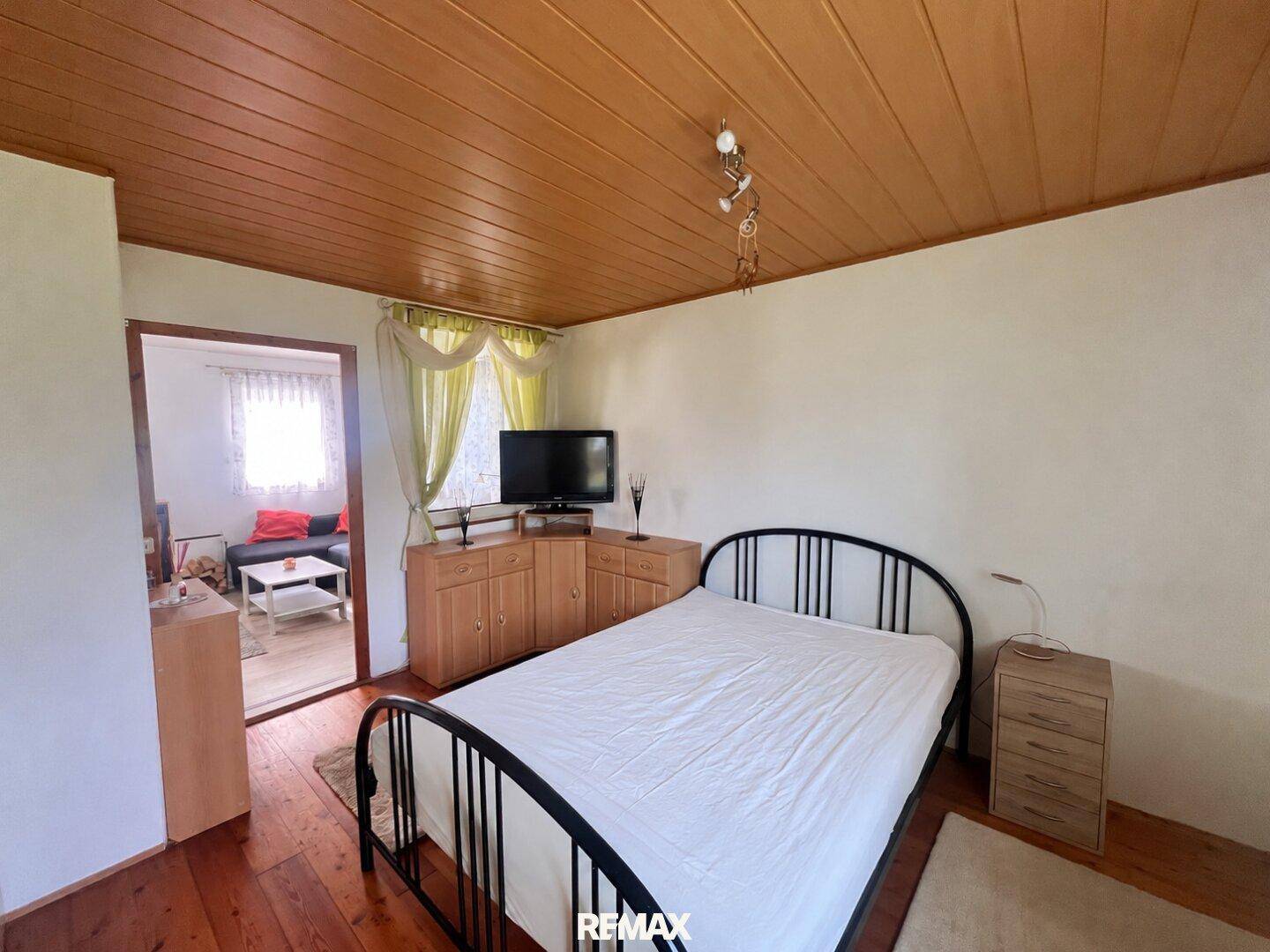 04 Schlafzimmer